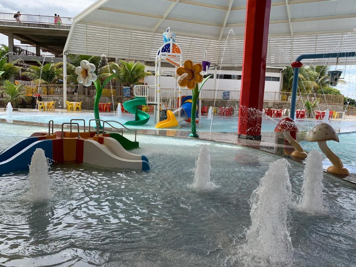 Piazza Diroma C/ Acqua Park - Viaggio Locacoes Por Temporada Apartment Калдас Новас Екстериор снимка